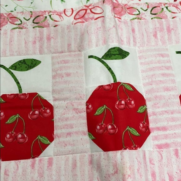 Table topper - Picture 2 of 4